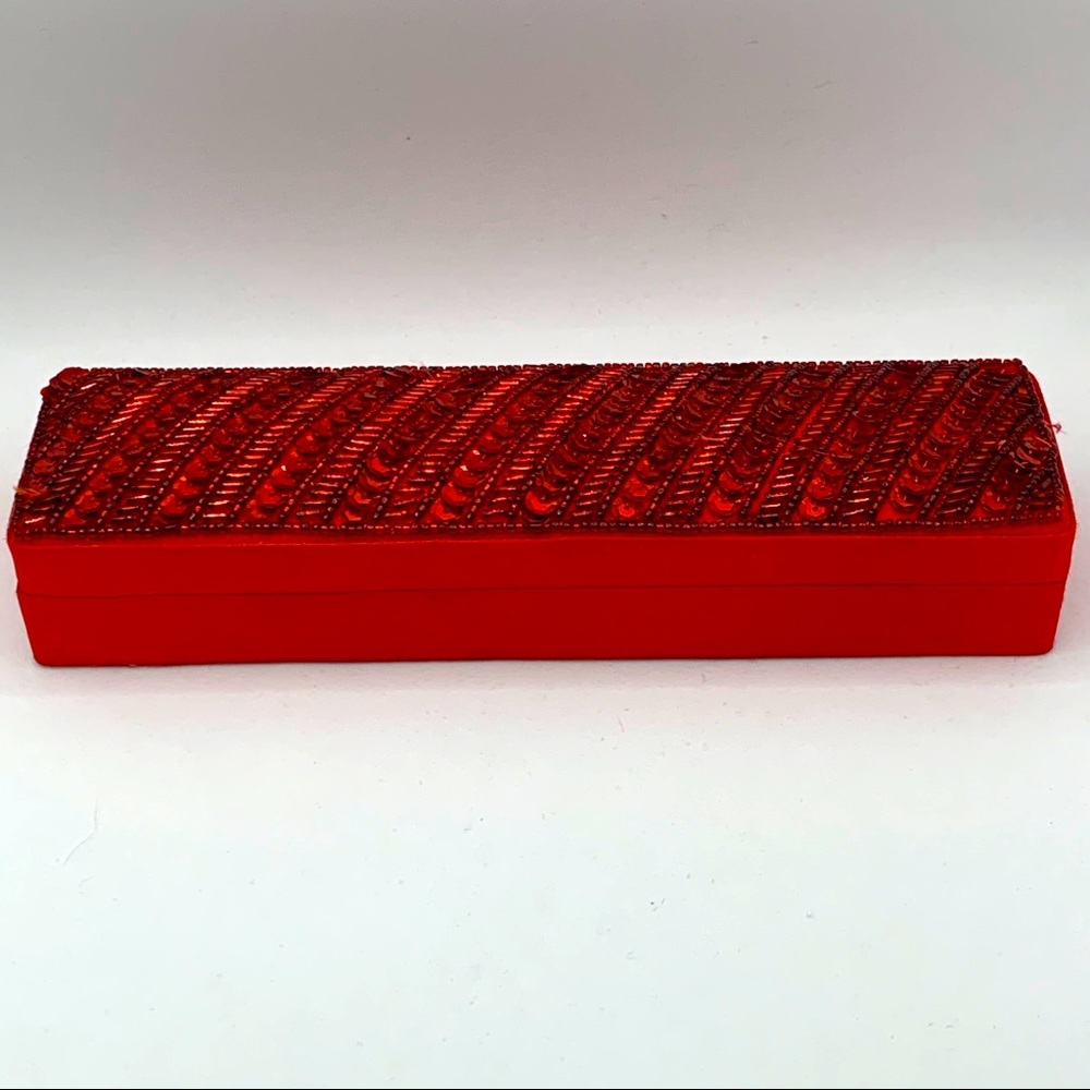 ***CLEARANCE*** Vintage Red Satin & Sequin Padded Gift Box
